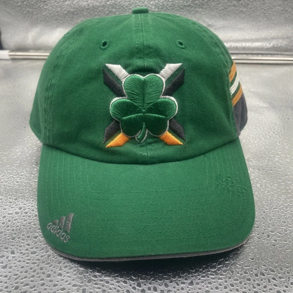 VTG NOTRE DAME FIGHTING IRISH CLOVER Adidas‎ Grey On Bib-Climate